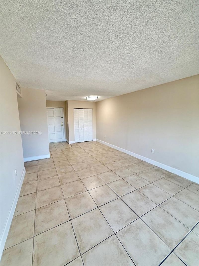 1755 W 60th St , Unit D312, Hialeah, FL 33012 Photo