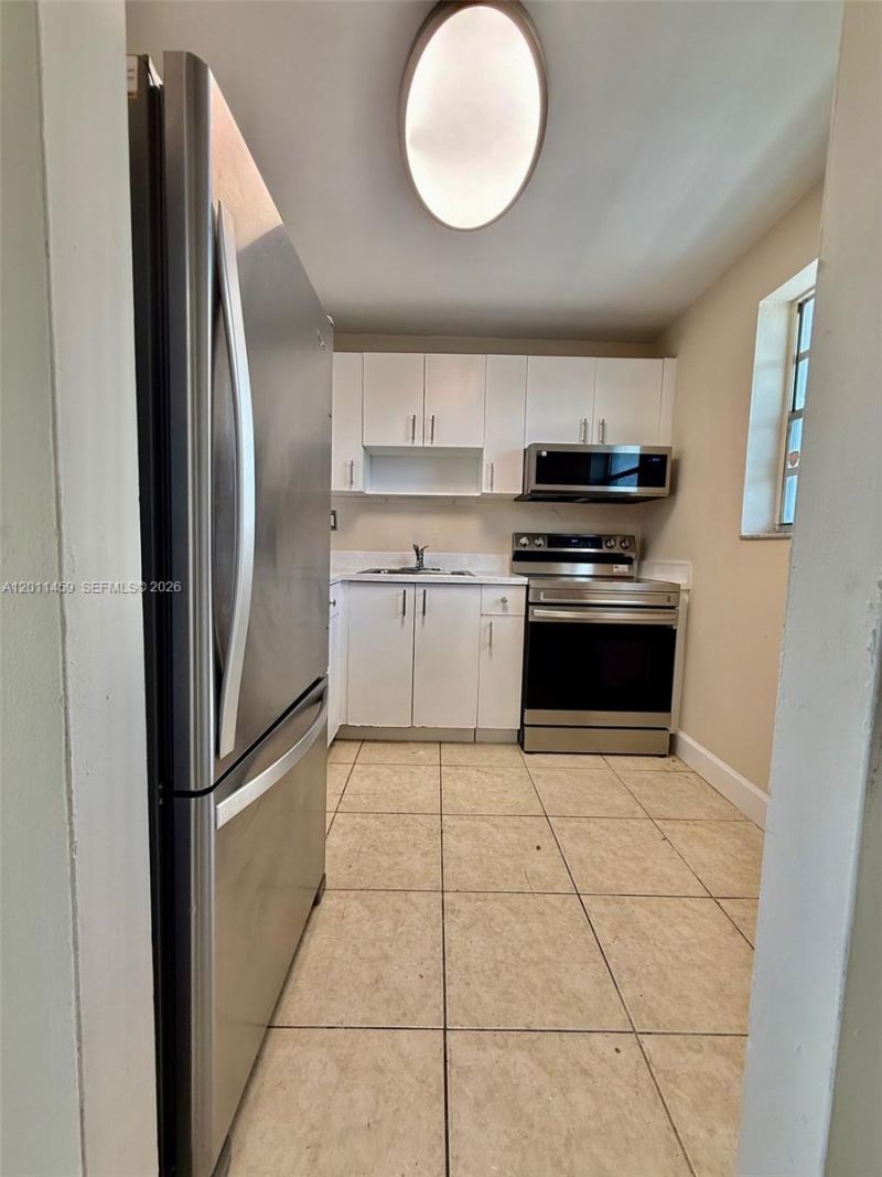 1755 W 60th St , Unit D312, Hialeah, FL 33012 Photo