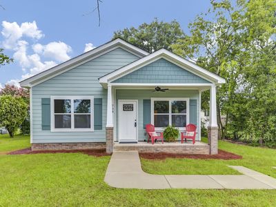 735 Lexington Ave , Cayce, SC 29033