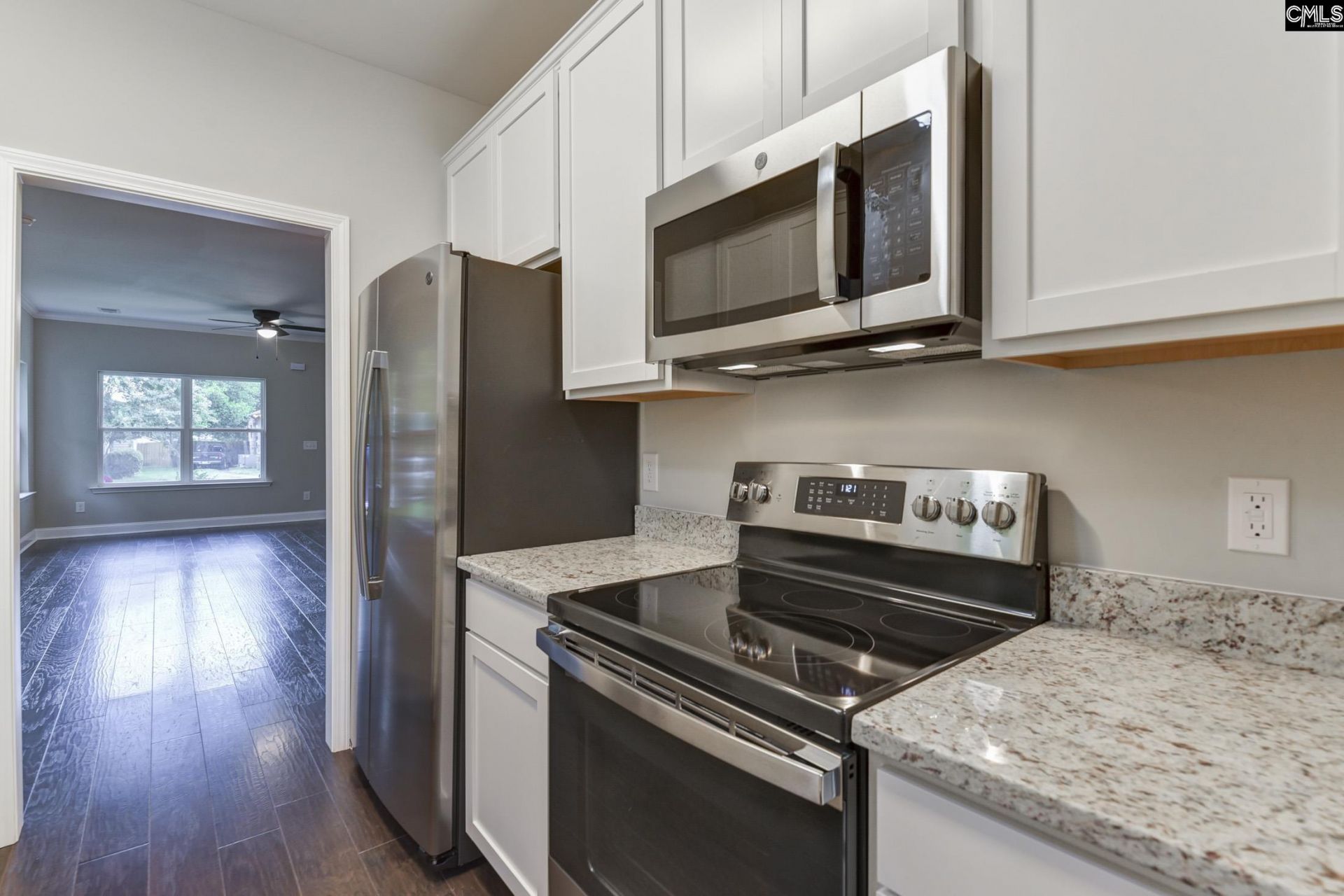 735 Lexington Ave  Photo 10