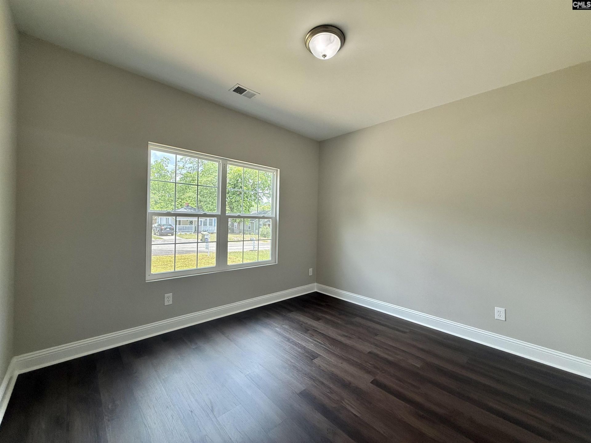735 Lexington Ave  Photo 23