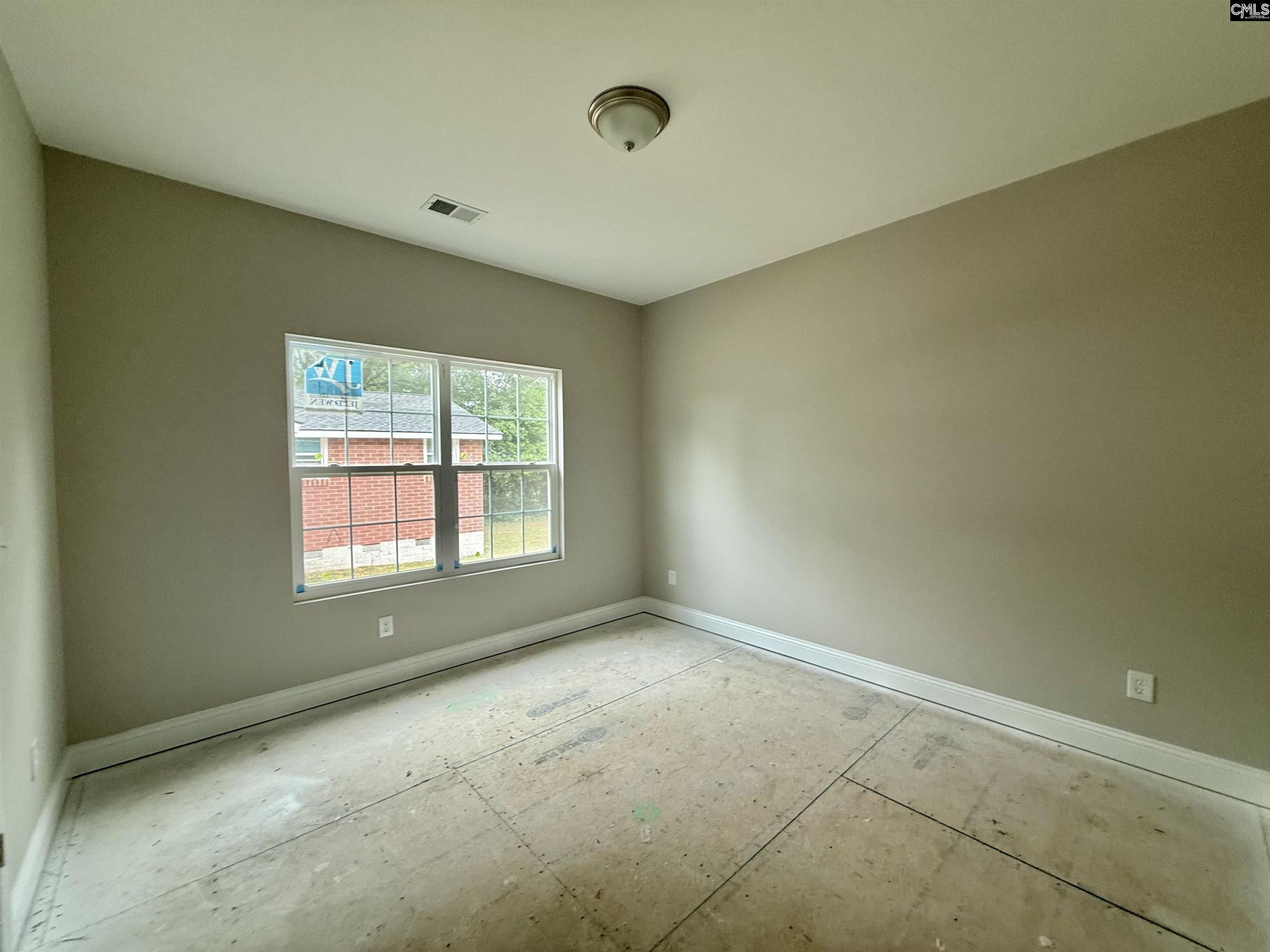 735 Lexington Ave  Photo 26