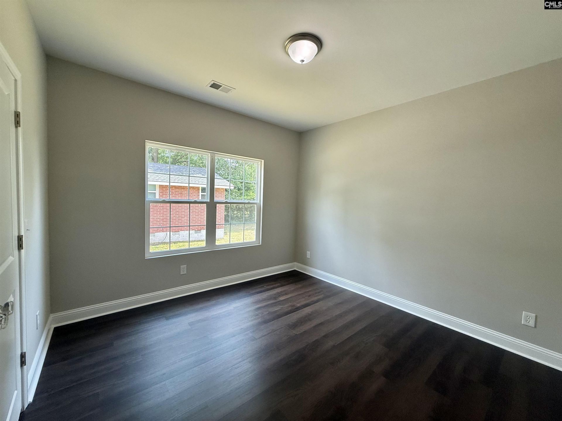735 Lexington Ave  Photo 26