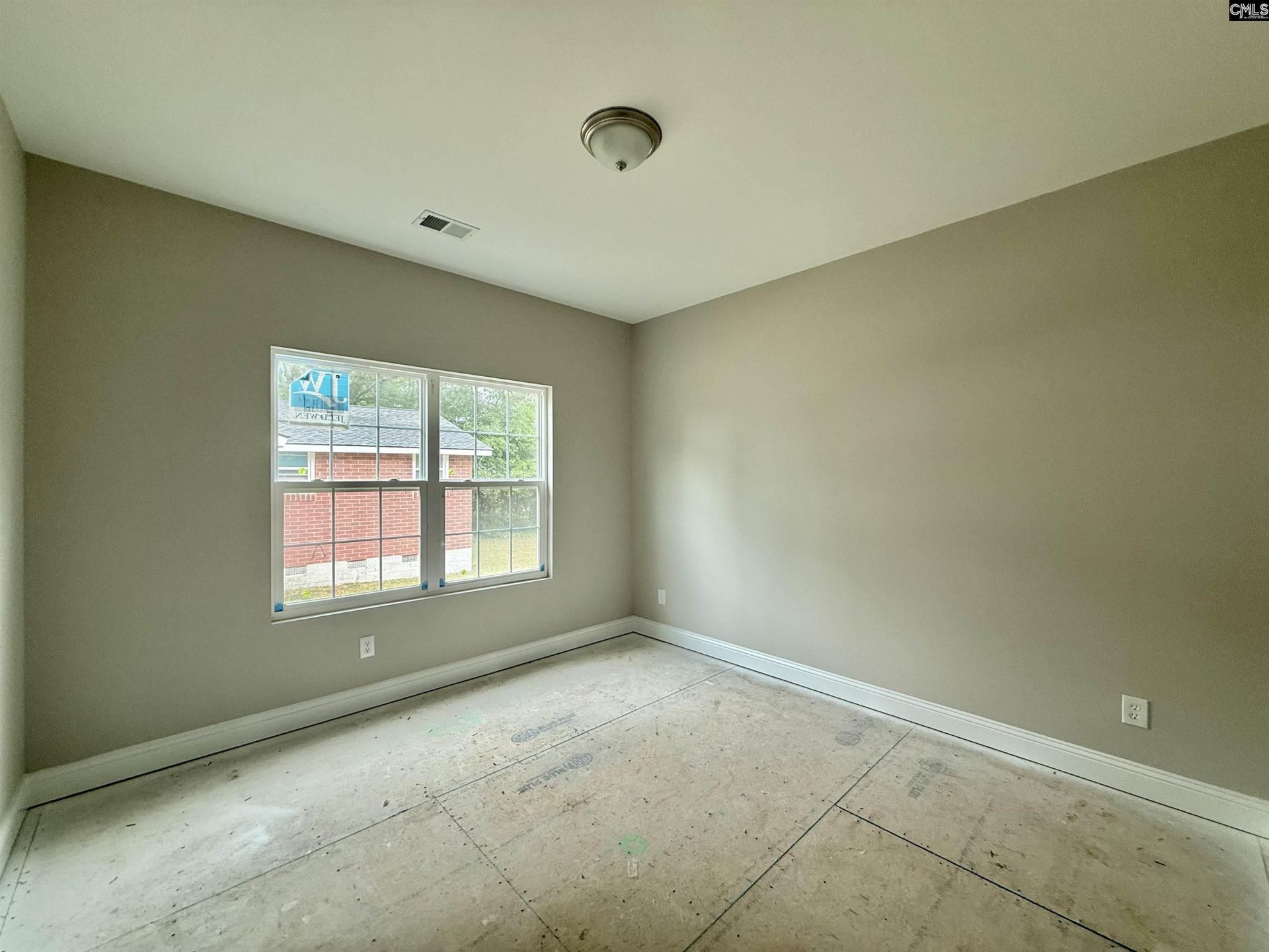 735 Lexington Ave  Photo 27