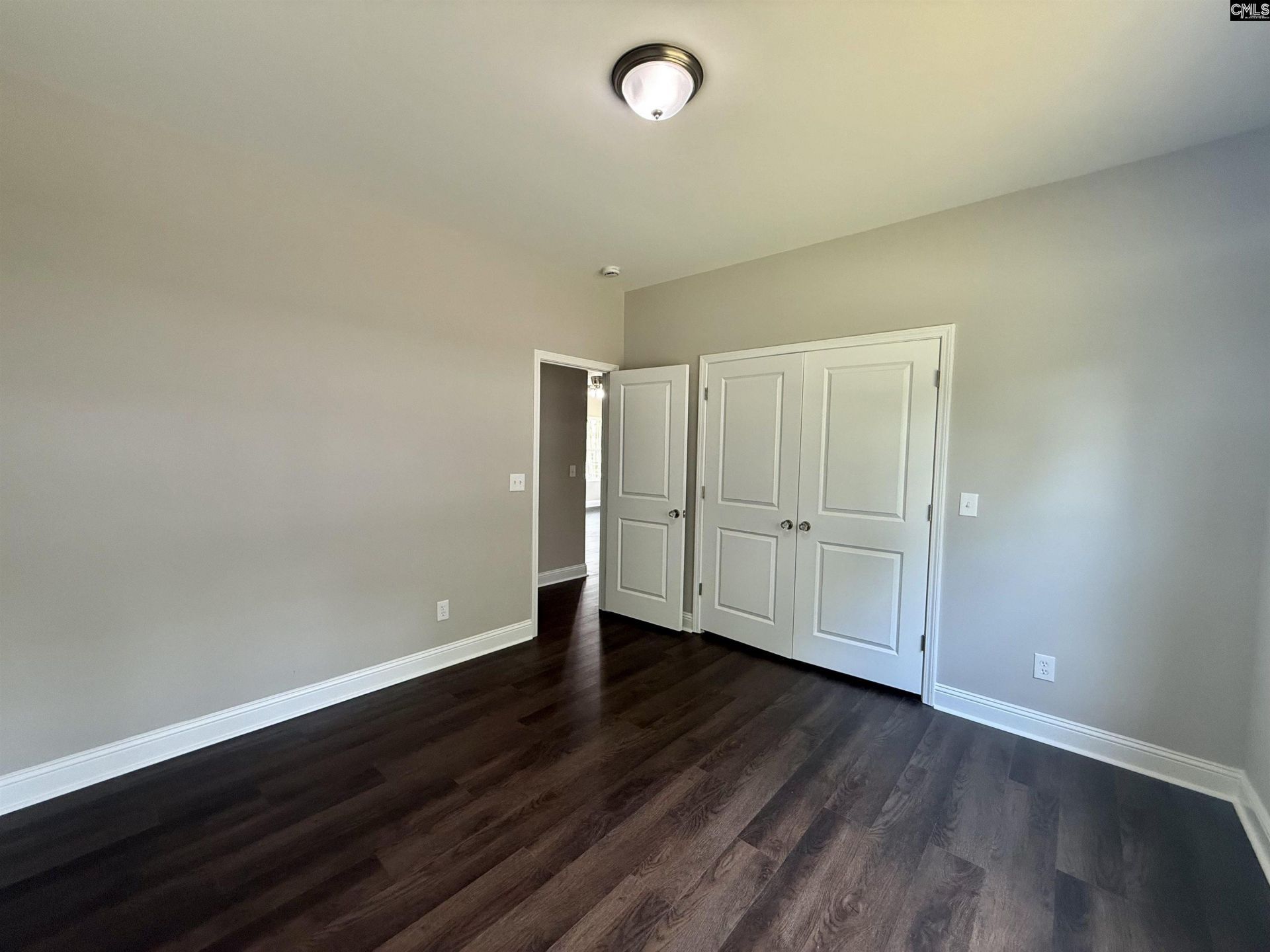 735 Lexington Ave  Photo 28