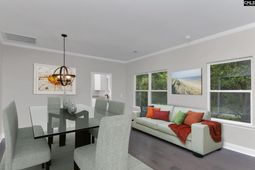 735 Lexington Ave  photo 4