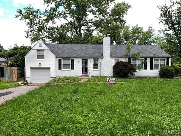 1587 Farmview Avenue , St Louis, MO 63138