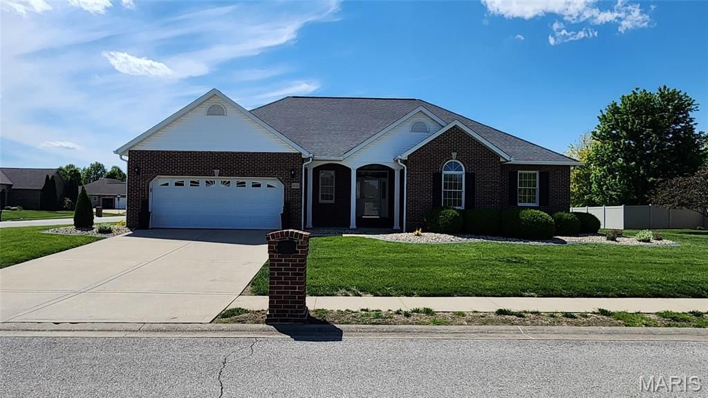 1001 Remington Street , Mascoutah, IL 62258 Main Photo