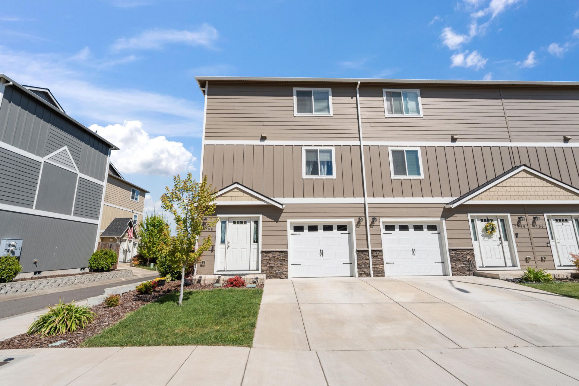 7790 Jacqueline Way, White City, OR 97503 Main Photo