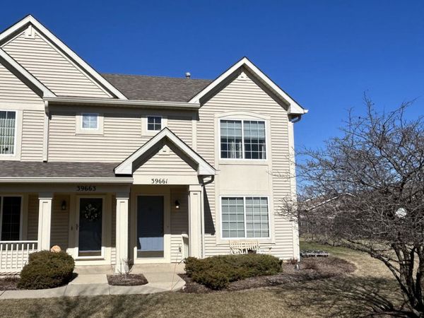 39661 N Warren Lane , Beach Park, IL 60083