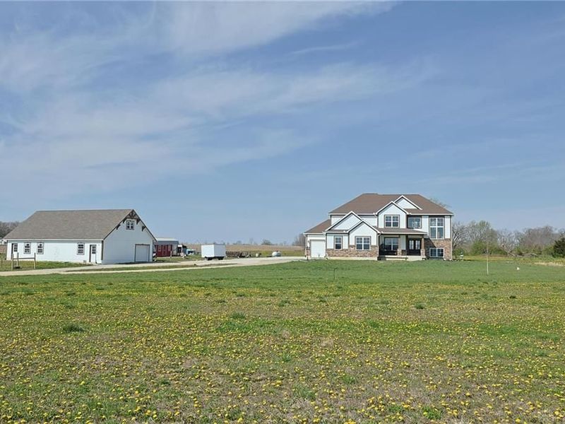 6853 Zerkle Road, Springfield, OH 45502 Photo 2