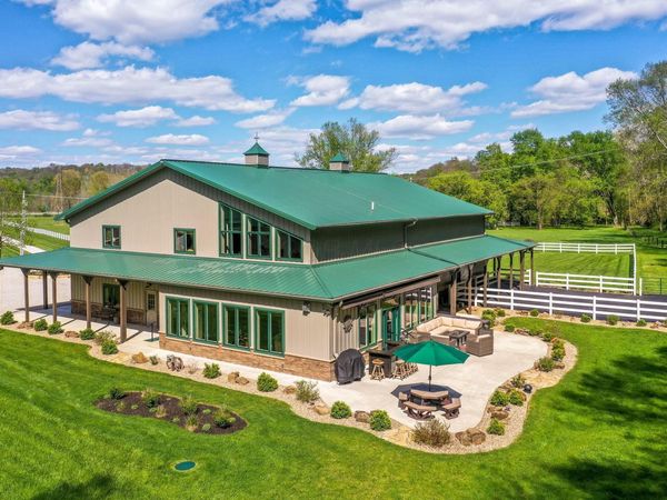 26019 Bailey Road, Rockbridge, OH 43149