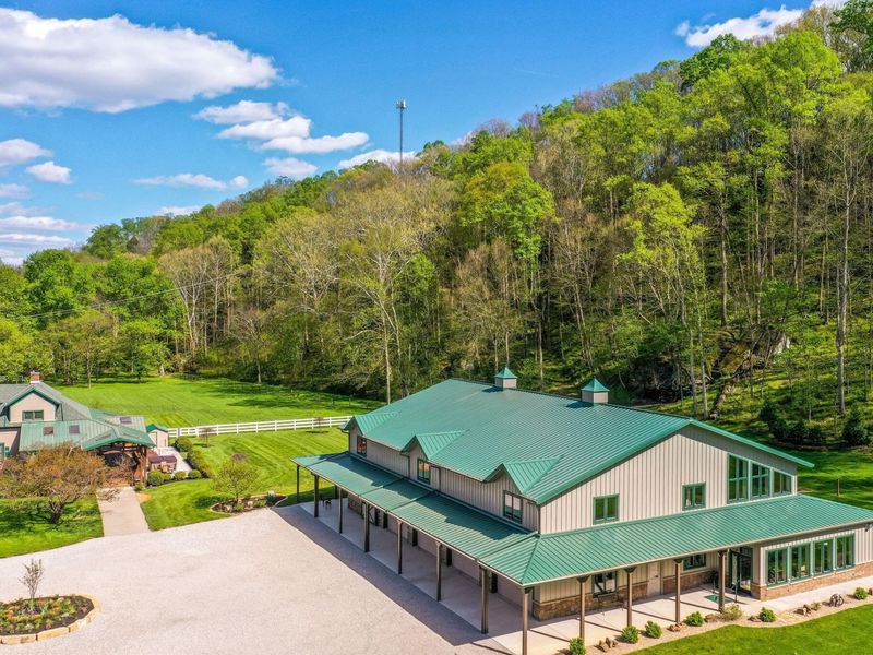26019 Bailey Road, Rockbridge, OH 43149 Photo 2