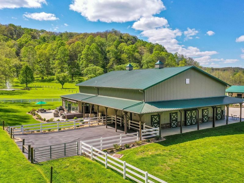 26019 Bailey Road, Rockbridge, OH 43149 Photo 4
