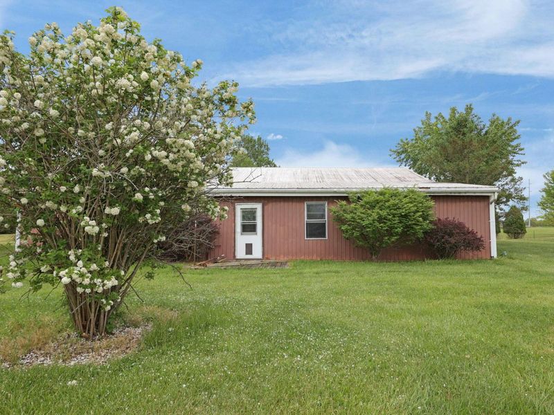 12166 State Route 56 E, Circleville, OH 43113 Photo 12