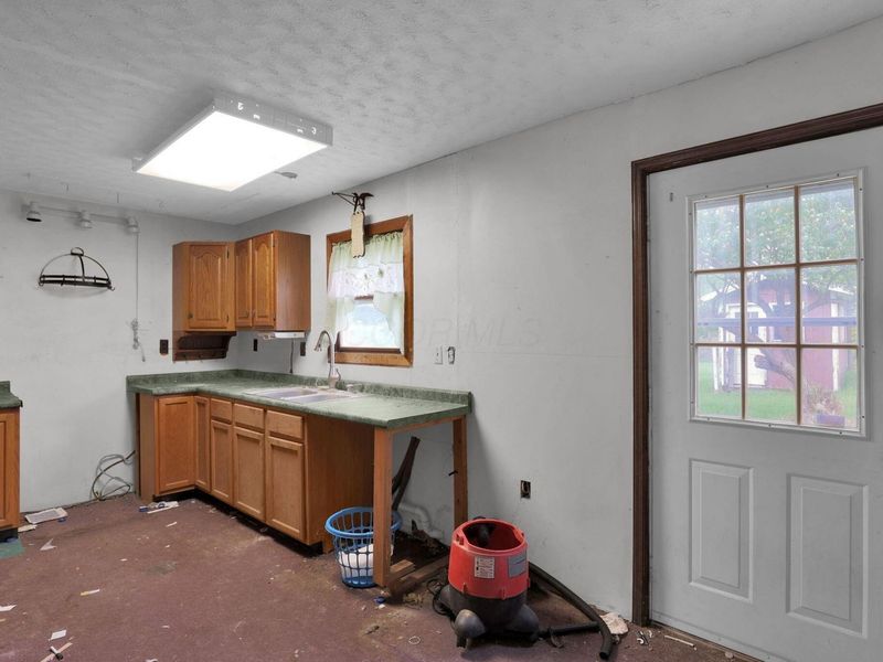 12166 State Route 56 E, Circleville, OH 43113 Photo 31