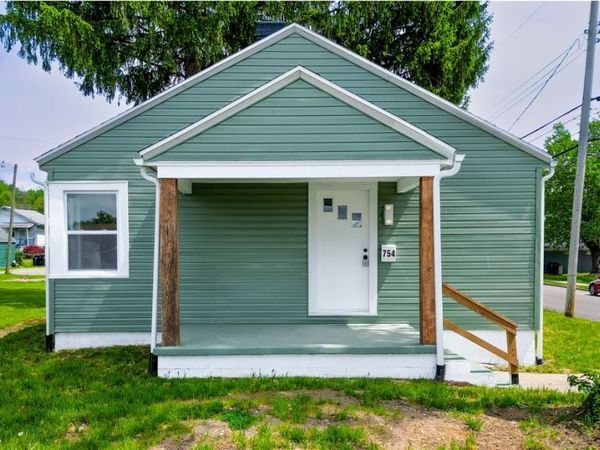 754 Munson Avenue , Zanesville, OH 43701