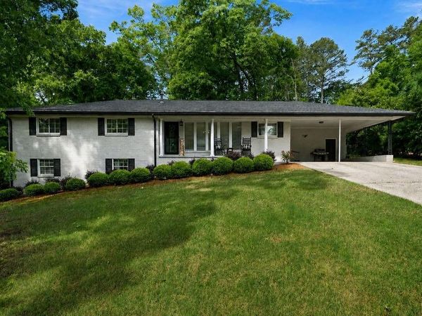 212 Sherwood Drive, Calhoun, GA 30701