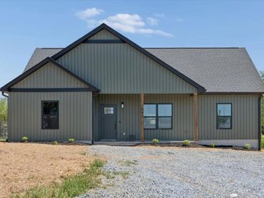 1442 Hickory Cove Lane, Moneta, VA 24121