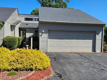 204 Shaker Lane, Forest, VA 24551