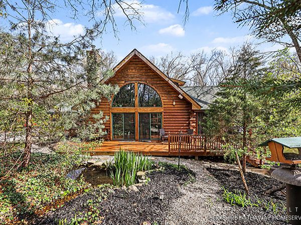 10690 Bennett Street SE, Lowell, MI 49331