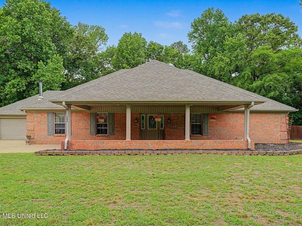5083 Mccracken Road, Hernando, MS 38632