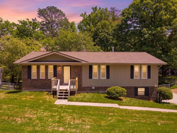 5412 Village Garden Drive , Ooltewah, TN 37363