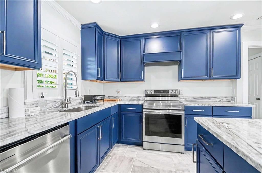 112 Capri Blvd , Naples, FL 34113 Photo