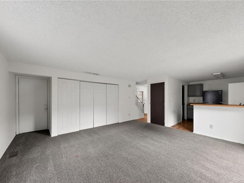 2294 Cross Village Drive, Miami Township, OH 45342 Photo 13