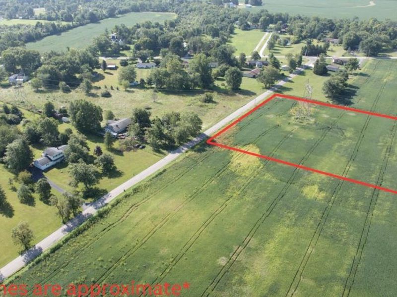 11 Graessle Tract 11 Road , London, OH 43140 Photo 3