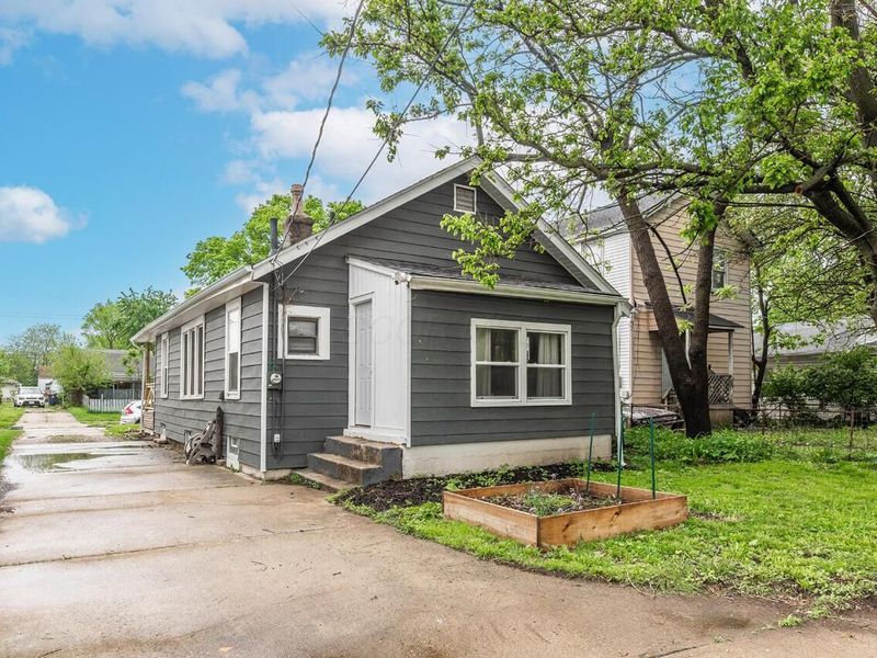 2470 Azelda Street, Columbus, OH 43211 Photo 29