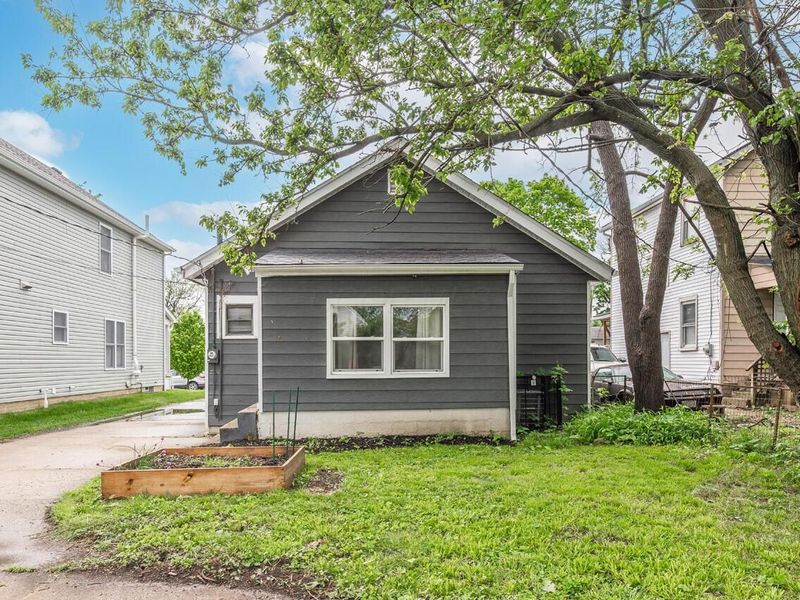 2470 Azelda Street, Columbus, OH 43211 Photo 30
