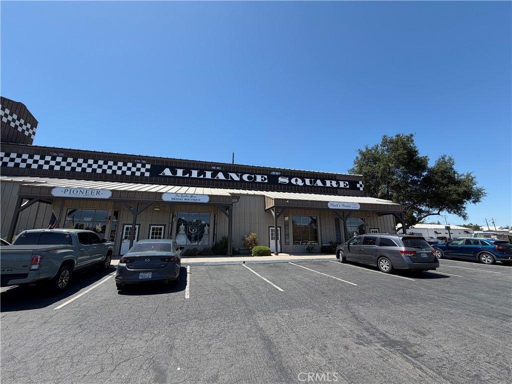 935 Riverside Avenue, Unit 5, Paso Robles, CA 93446 Main Photo