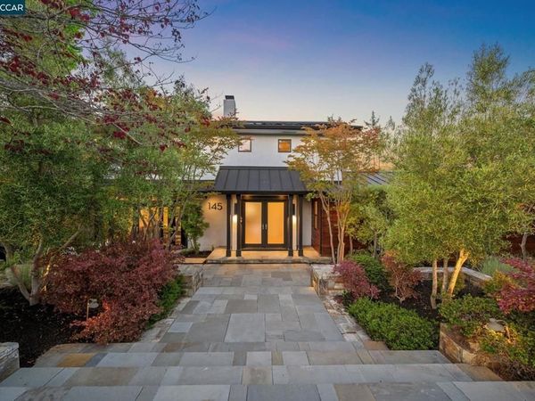 145 Danefield Pl, Moraga, CA 94556