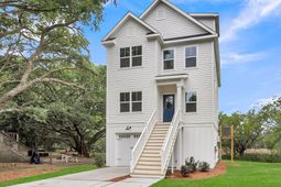 1552 N Avalon Circle photo 4