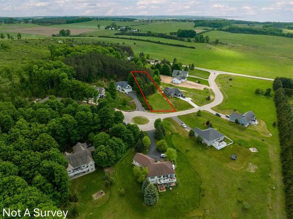 4812 Keaton Lane, Petoskey, MI 49770