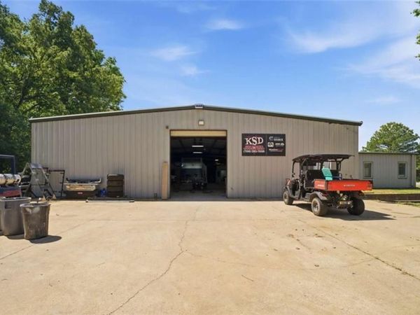 4433 Old Summerville Road , Armuchee, GA 30105