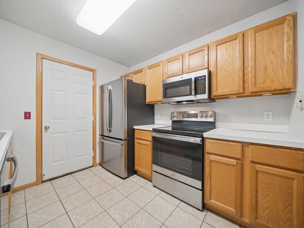 1825 Southcross Drive W, Unit 2306, Burnsville, MN 55306