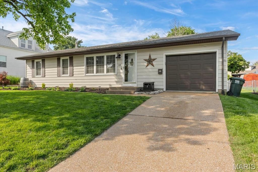 614 S Rapp Avenue , Columbia, IL 62236 Main Photo