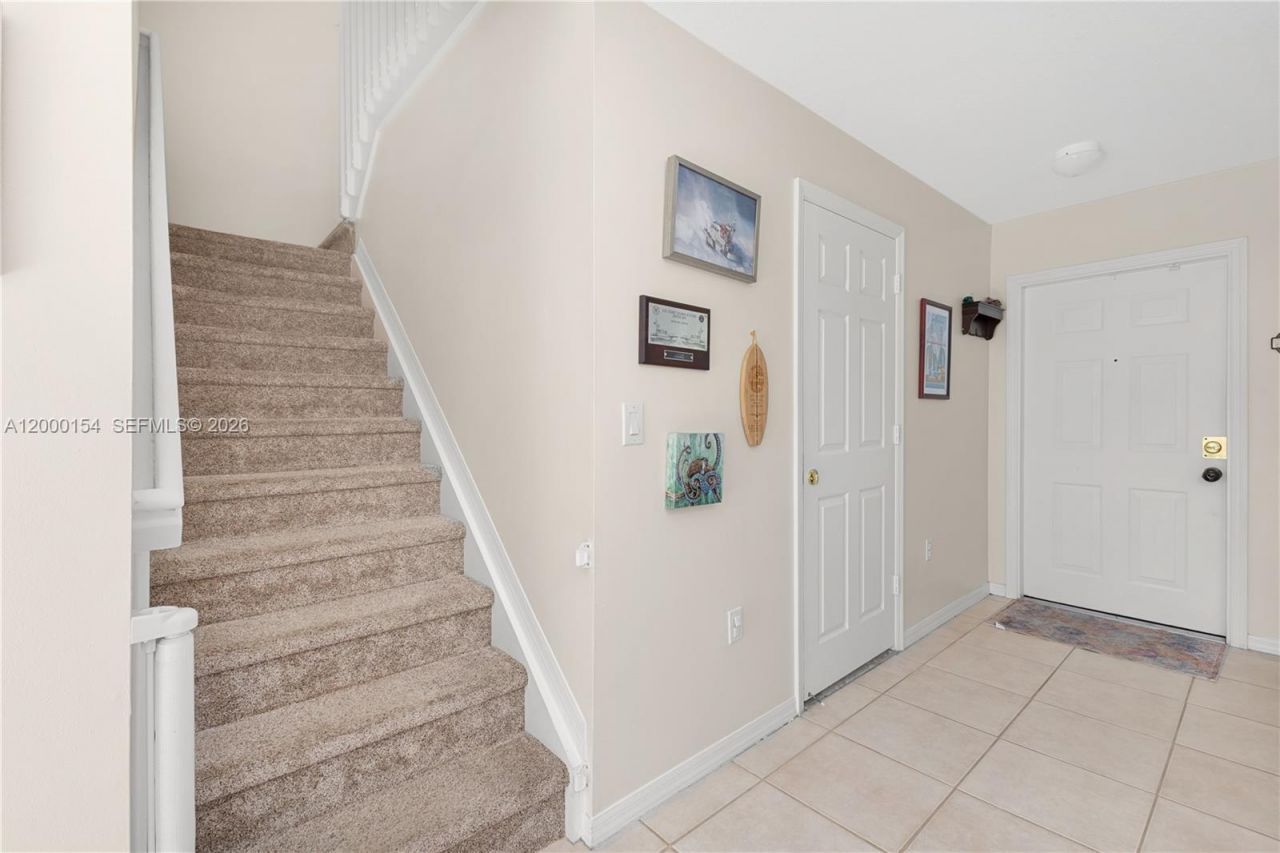 17083 NW 23rd St, Pembroke Pines, FL 33028 Photo