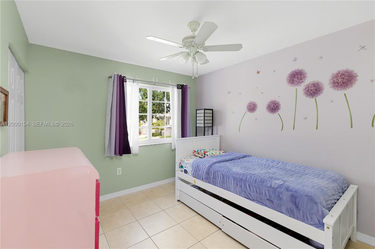 17083 NW 23rd St, Pembroke Pines, FL 33028 Photo