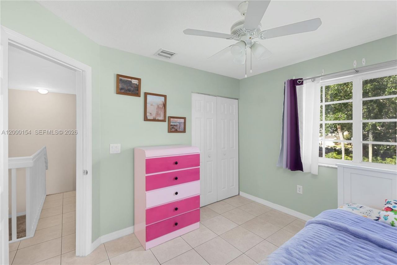 17083 NW 23rd St, Pembroke Pines, FL 33028 Photo