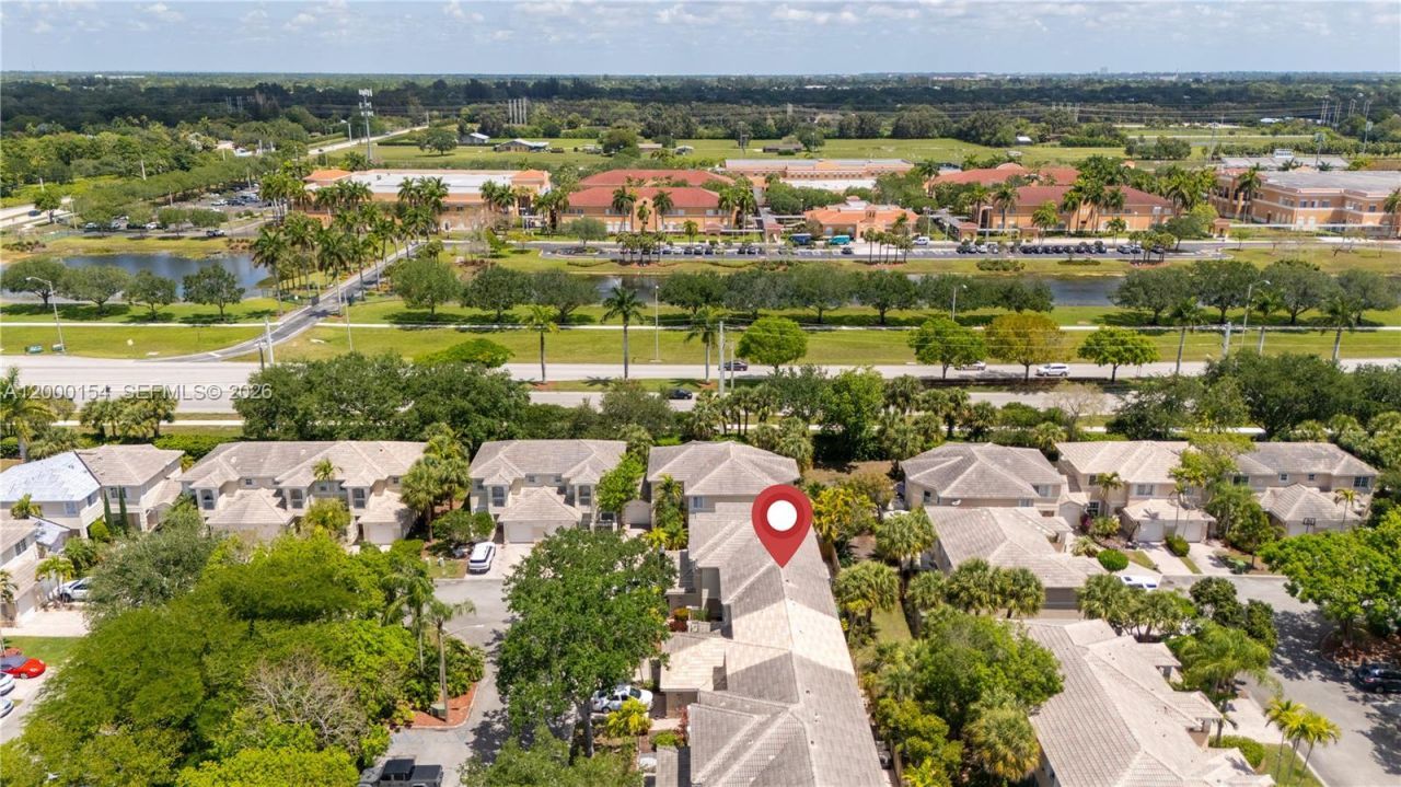 17083 NW 23rd St, Pembroke Pines, FL 33028 Photo