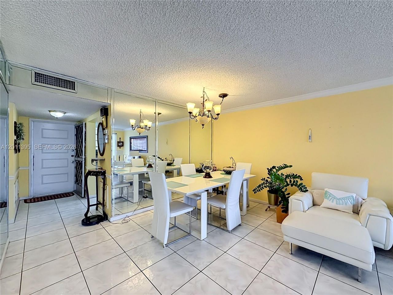 330 SE 2nd St , Unit 305E, Hallandale Beach, FL 33009 Photo