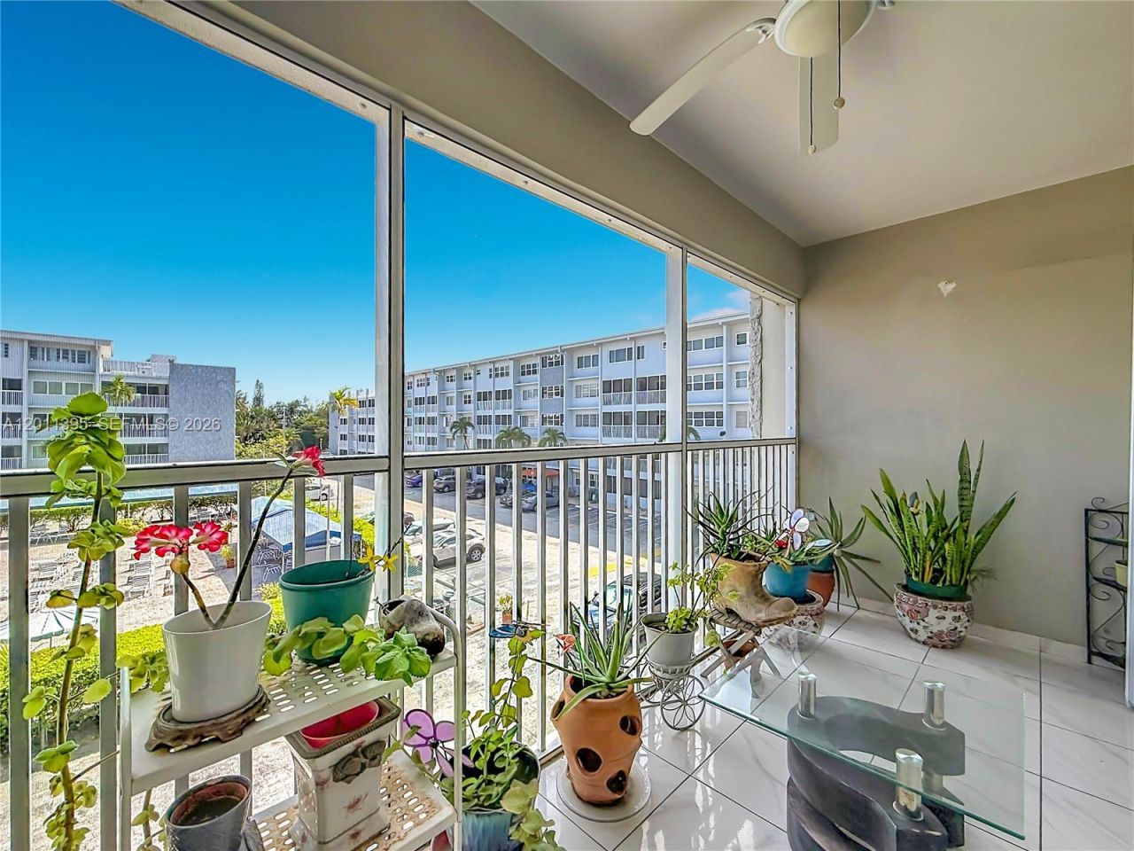 330 SE 2nd St , Unit 305E, Hallandale Beach, FL 33009 Photo