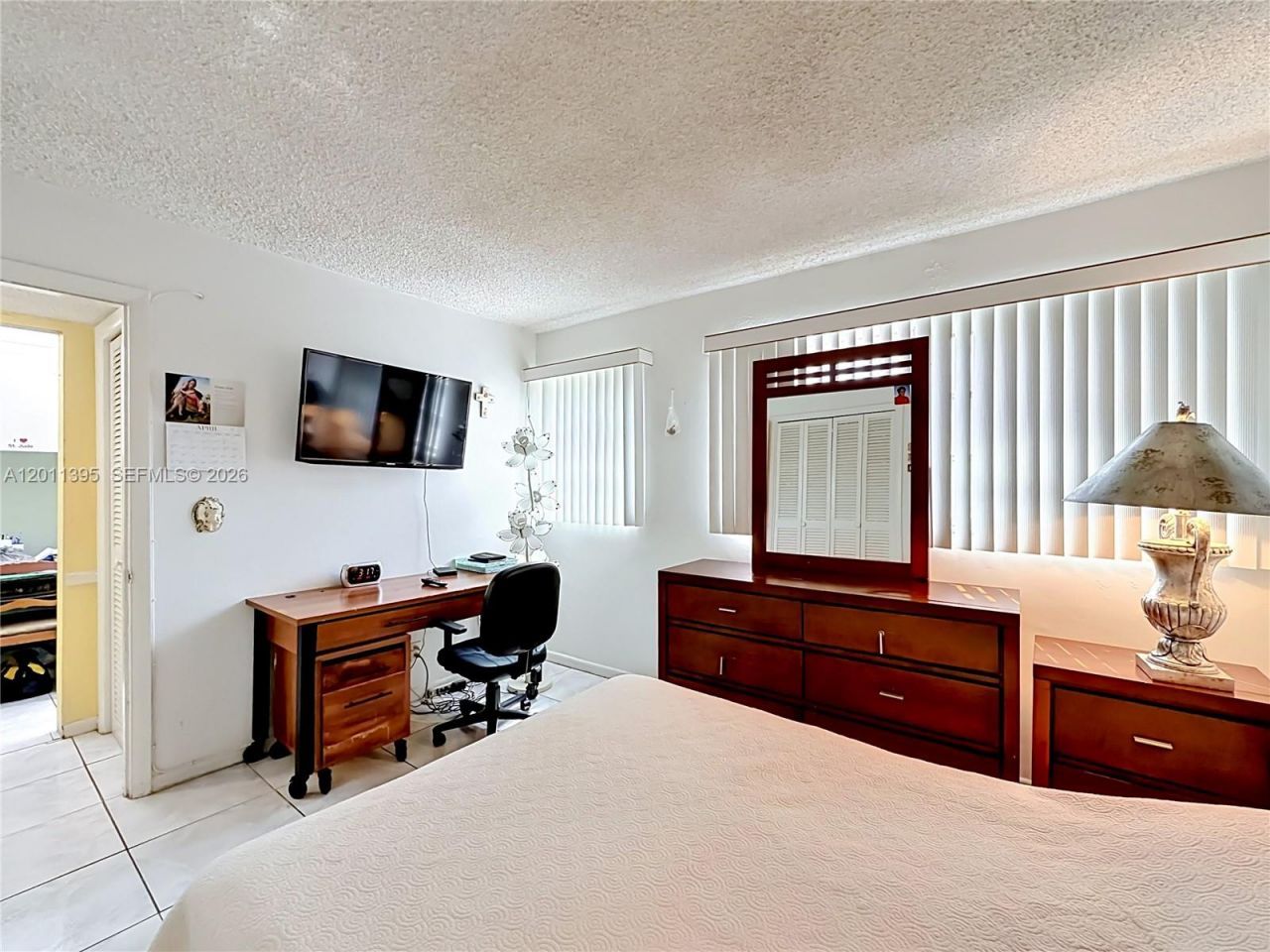 330 SE 2nd St , Unit 305E, Hallandale Beach, FL 33009 Photo