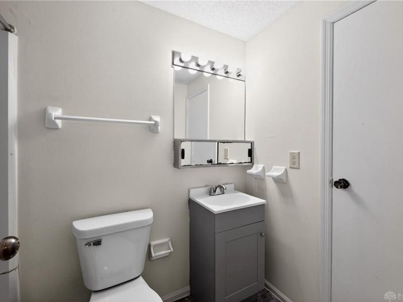 2278 Cross Village Drive, Miami Township, OH 45342 Photo 27