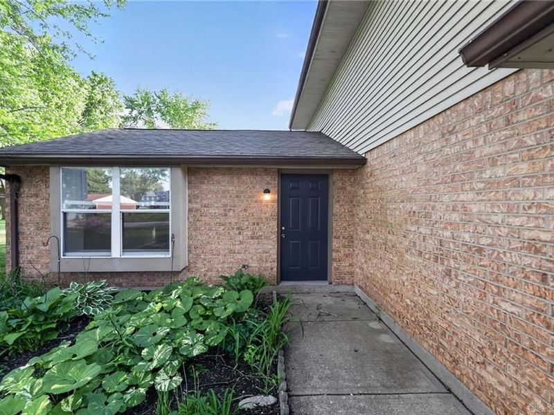 2278 Cross Village Drive, Miami Township, OH 45342 Photo 3