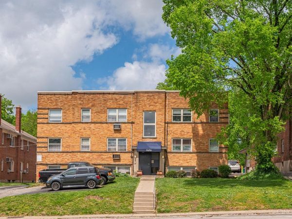 6469 Montgomery Road, Cincinnati, OH 45213