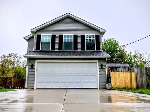 756 Hazelwood Drive, Vermilion, OH 44089